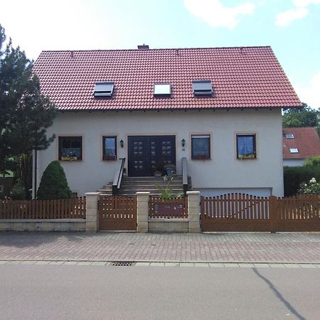 Appartement Haus Goehrenz à Markranstädt Extérieur photo